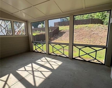 7881 Silk Tree Pointe - Photo Thumbnail 7