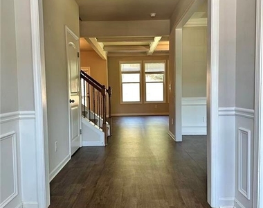 7881 Silk Tree Pointe - Photo Thumbnail 1