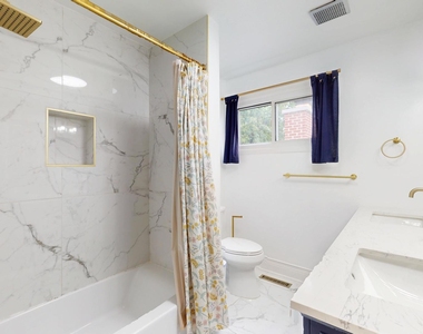 9131 Kilbourn Avenue - Photo Thumbnail 11