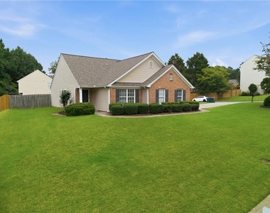 1002 Pine Isle Court - Photo Thumbnail 11