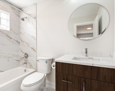 929 Washington Street - Photo Thumbnail 9