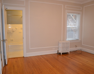1055 W North Shore Avenue - Photo Thumbnail 7