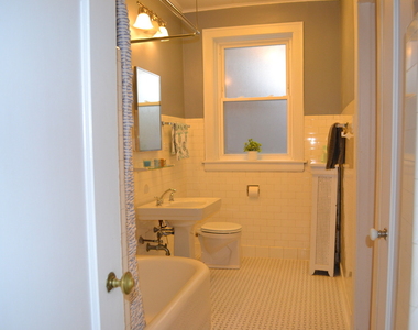 1055 W North Shore Avenue - Photo Thumbnail 9