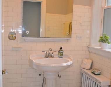 1055 W North Shore Avenue - Photo Thumbnail 23