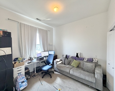 3300 W Irving Park Road - Photo Thumbnail 18