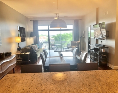 3300 W Irving Park Road - Photo Thumbnail 5