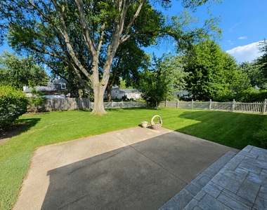 1918 Templar Drive - Photo Thumbnail 15