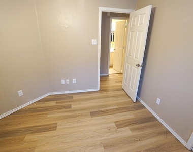 126 E Stedhill Loop - Photo Thumbnail 19