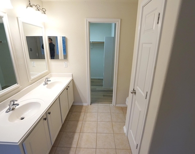 126 E Stedhill Loop - Photo Thumbnail 15
