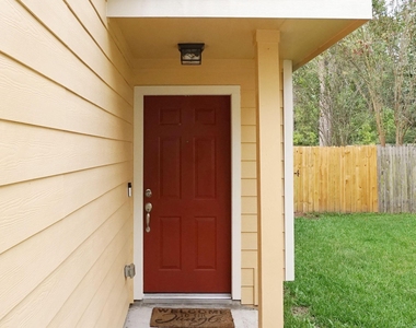 126 E Stedhill Loop - Photo Thumbnail 2