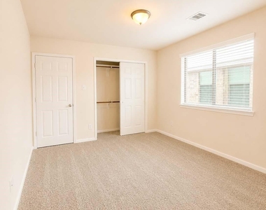 11715 Pureli Court - Photo Thumbnail 26