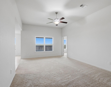 1069 Mule Ridge Drive - Photo Thumbnail 7