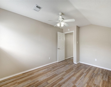 5255 Beaverbrook Drive - Photo Thumbnail 39