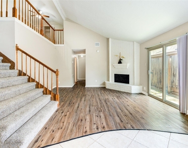 5255 Beaverbrook Drive - Photo Thumbnail 12