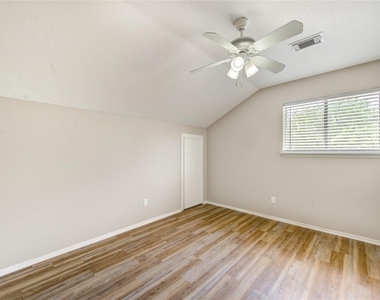 5255 Beaverbrook Drive - Photo Thumbnail 41