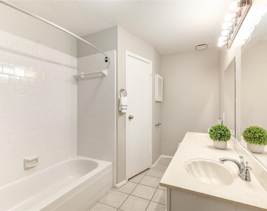 5255 Beaverbrook Drive - Photo Thumbnail 21