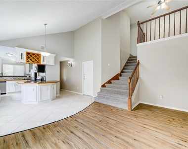 5255 Beaverbrook Drive - Photo Thumbnail 4