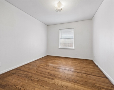 4029 Mcdermed Drive - Photo Thumbnail 11