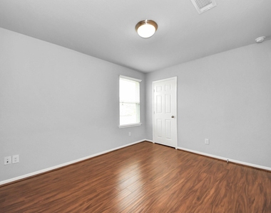 6306 Bain Drive - Photo Thumbnail 33
