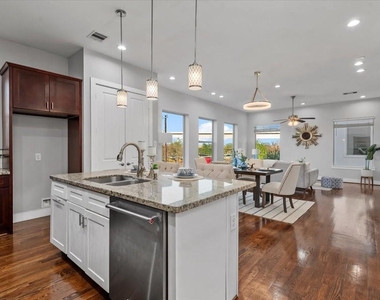 1005 Bingham Street - Photo Thumbnail 23