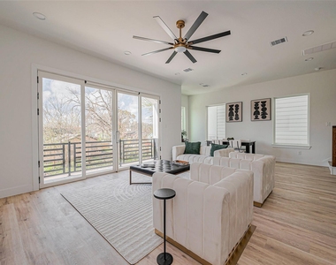 4207 Ward Street - Photo Thumbnail 12