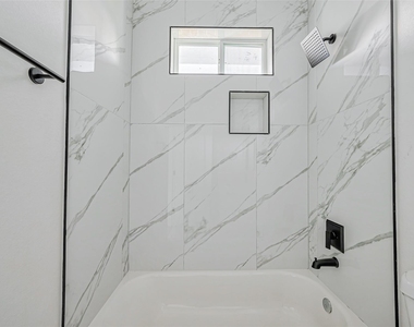 4207 Ward Street - Photo Thumbnail 17