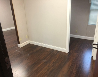 12838 Ann Louise Road - Photo Thumbnail 13
