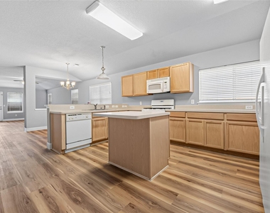 10430 Deer Branch - Photo Thumbnail 6