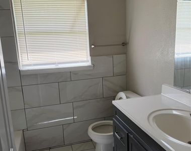 3203 Cliffdale Street - Photo Thumbnail 13