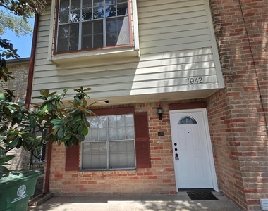 7942 Grow Lane - Photo Thumbnail 26
