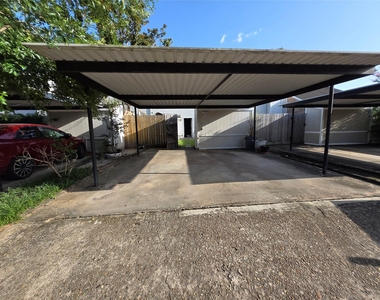 7942 Grow Lane - Photo Thumbnail 10