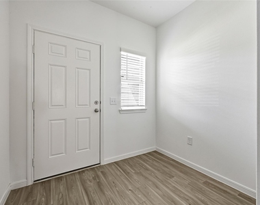21127 Dolphin Bay Lane - Photo Thumbnail 10
