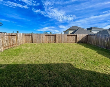 40621 Guillemont Lane - Photo Thumbnail 15