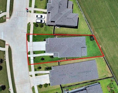 4042 Colony Lane - Photo Thumbnail 46