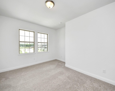 4042 Colony Lane - Photo Thumbnail 23