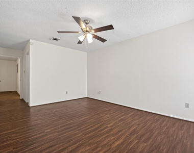 9435 Pagewood Lane - Photo Thumbnail 33
