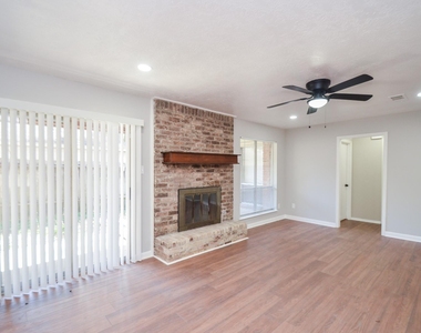 123 Cypress Lane - Photo Thumbnail 8