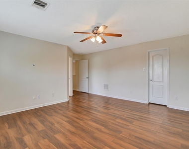 29198 Legends Green Drive - Photo Thumbnail 28