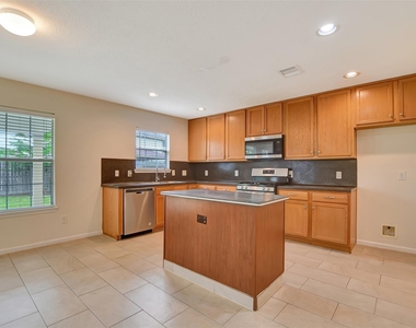 29198 Legends Green Drive - Photo Thumbnail 17