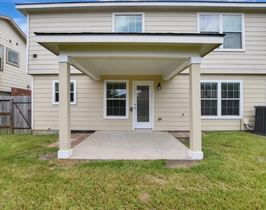 29198 Legends Green Drive - Photo Thumbnail 36