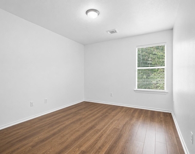 174 Spindle Tree Circle - Photo Thumbnail 40