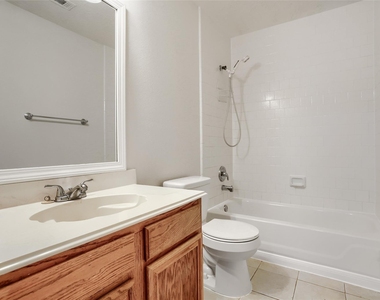 13822 Dentwood Drive - Photo Thumbnail 9