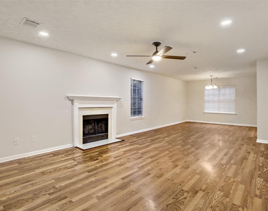 13822 Dentwood Drive - Photo Thumbnail 1