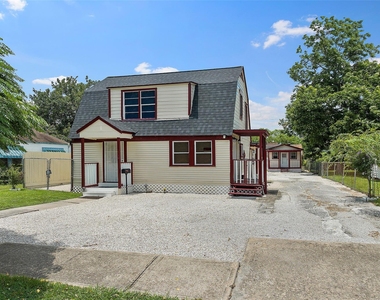 510 Munger Street Unit A - Photo Thumbnail 2