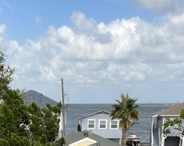 641 4th Street - Photo Thumbnail 32