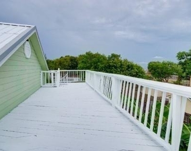 641 4th Street - Photo Thumbnail 27