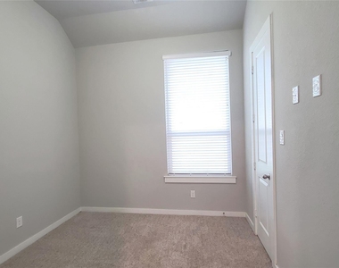 2003 Blackhawk Ridge Lane - Photo Thumbnail 26
