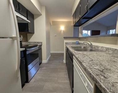 7200 W T C Jester Boulevard - Photo Thumbnail 2