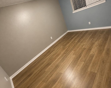 9910 Willmont Road - Photo Thumbnail 12