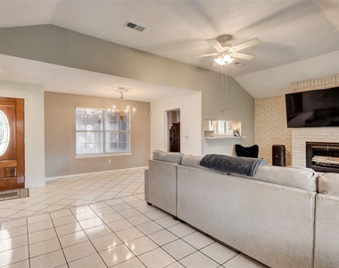 9910 Willmont Road - Photo Thumbnail 8